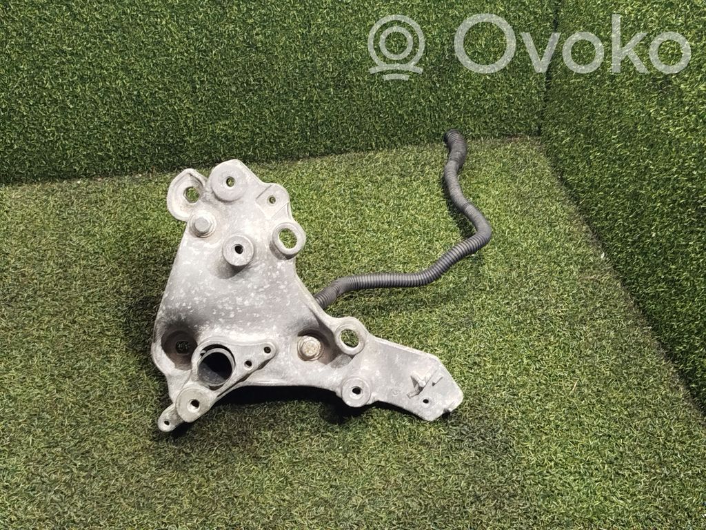 Renault Trafic III (X82) Engine mounting bracket 
