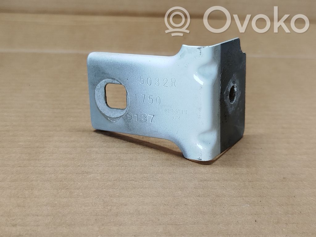 Renault Trafic III (X82) Fender mounting bracket 