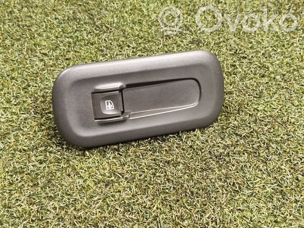 Renault Master III Electric window control switch 