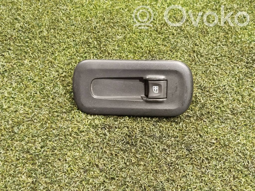 Renault Master III Electric window control switch 