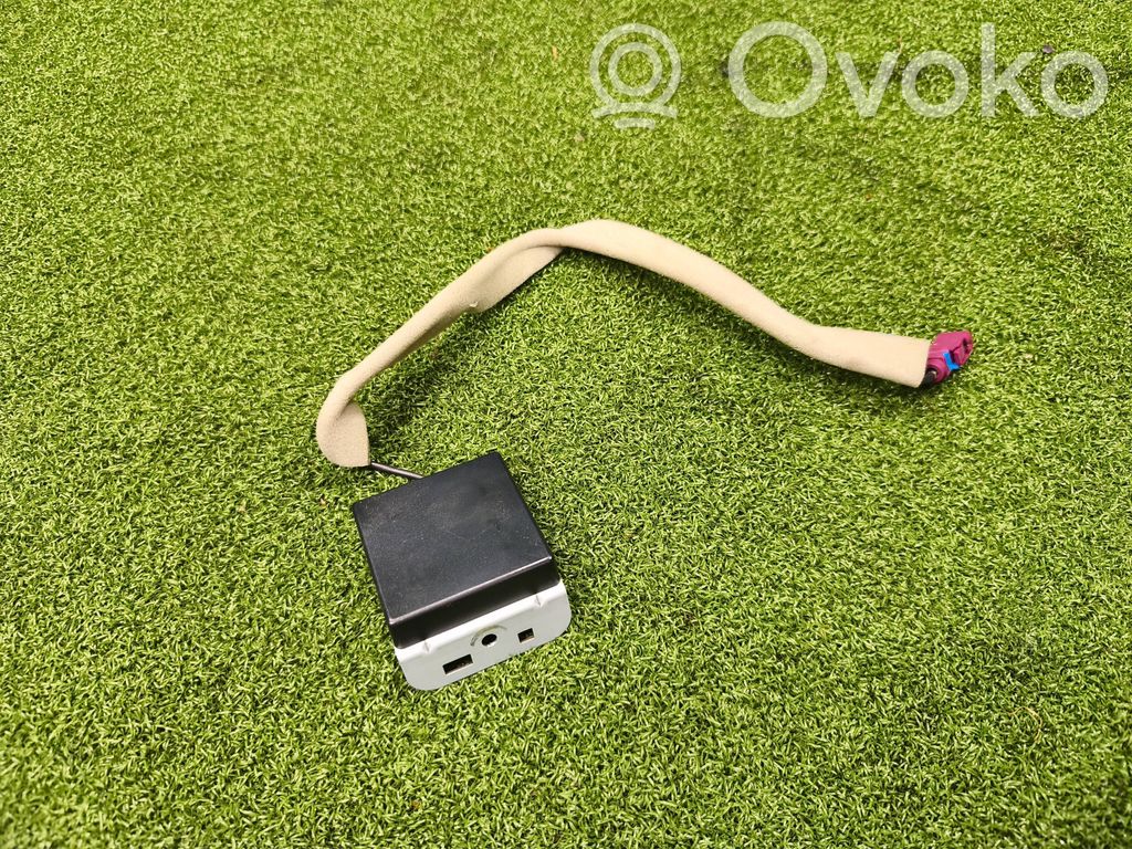 Renault Arkana Aerial GPS antenna 