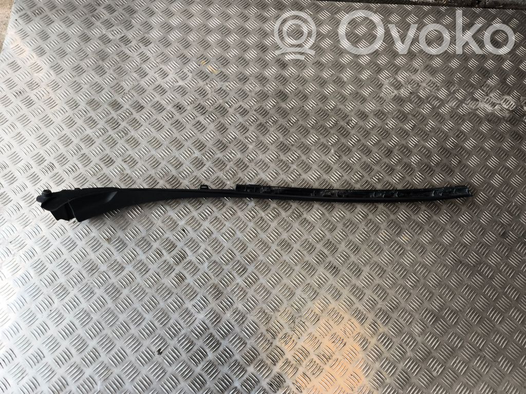 Renault Trafic III (X82) Windshield trim 