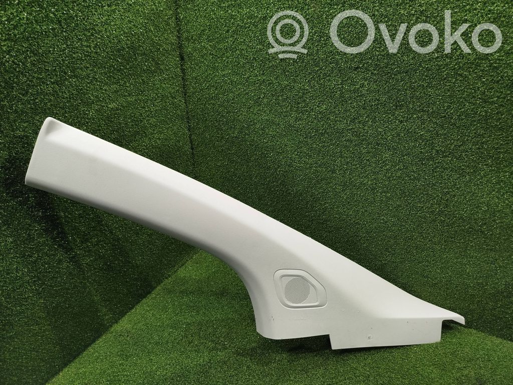 Toyota Proace (D)pillar trim (top) 