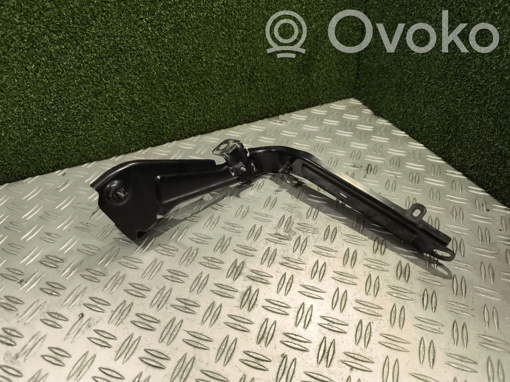 Renault Espace V (RFC) Fender mounting bracket 