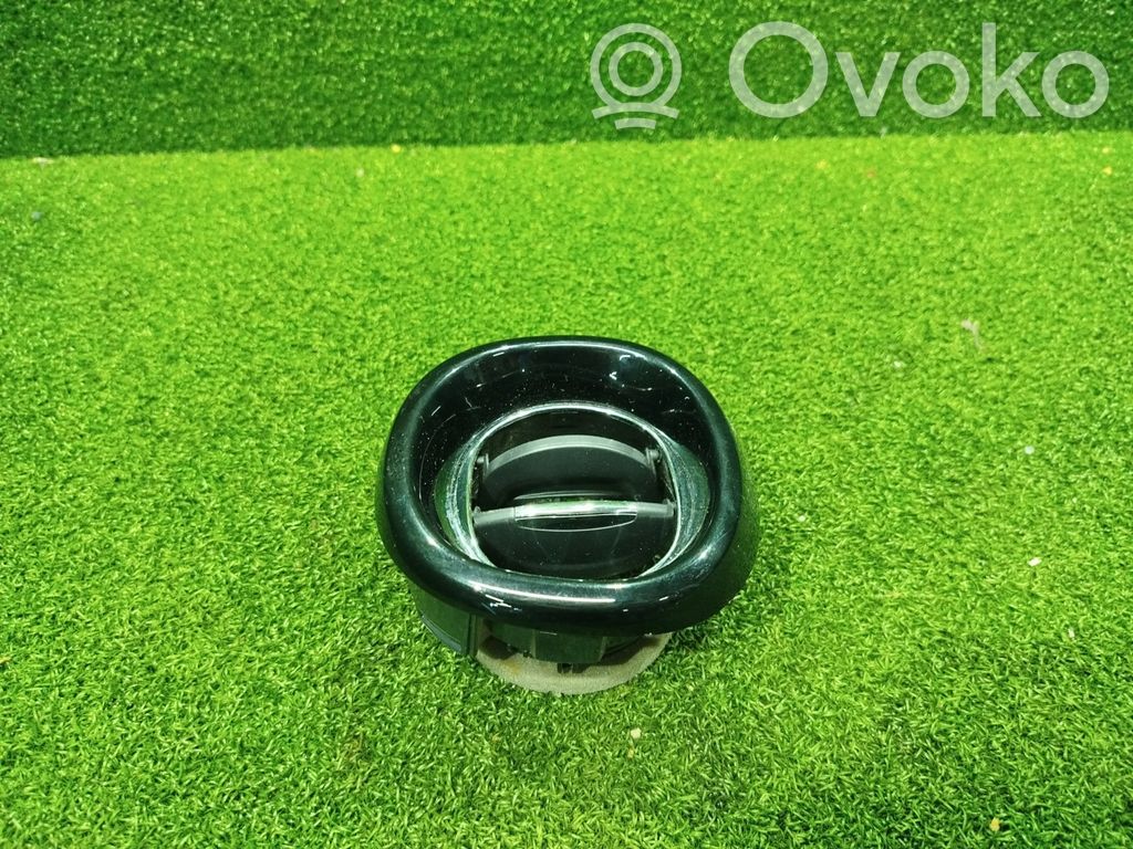 Opel Vivaro Boczna kratka nawiewu deski rozdzielczej 