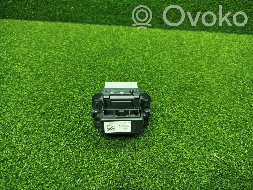 Rezystor / Opornik dmuchawy nawiewu   T1033613FC,T13613FC1321085