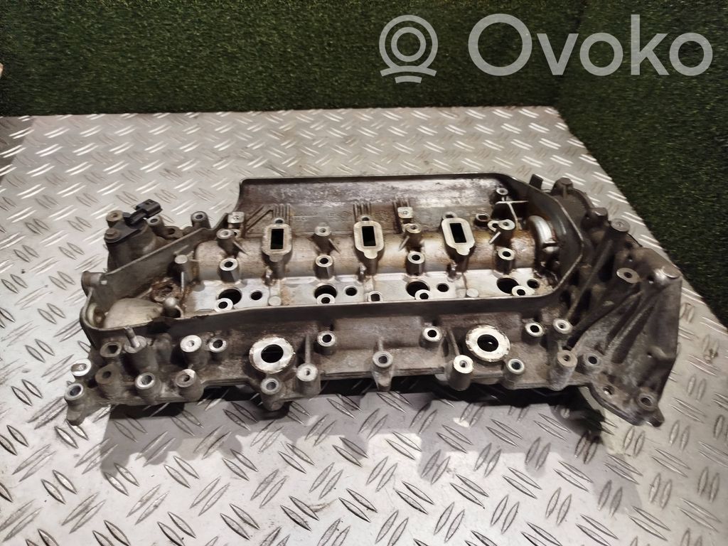 Renault Trafic III (X82) Engine head 