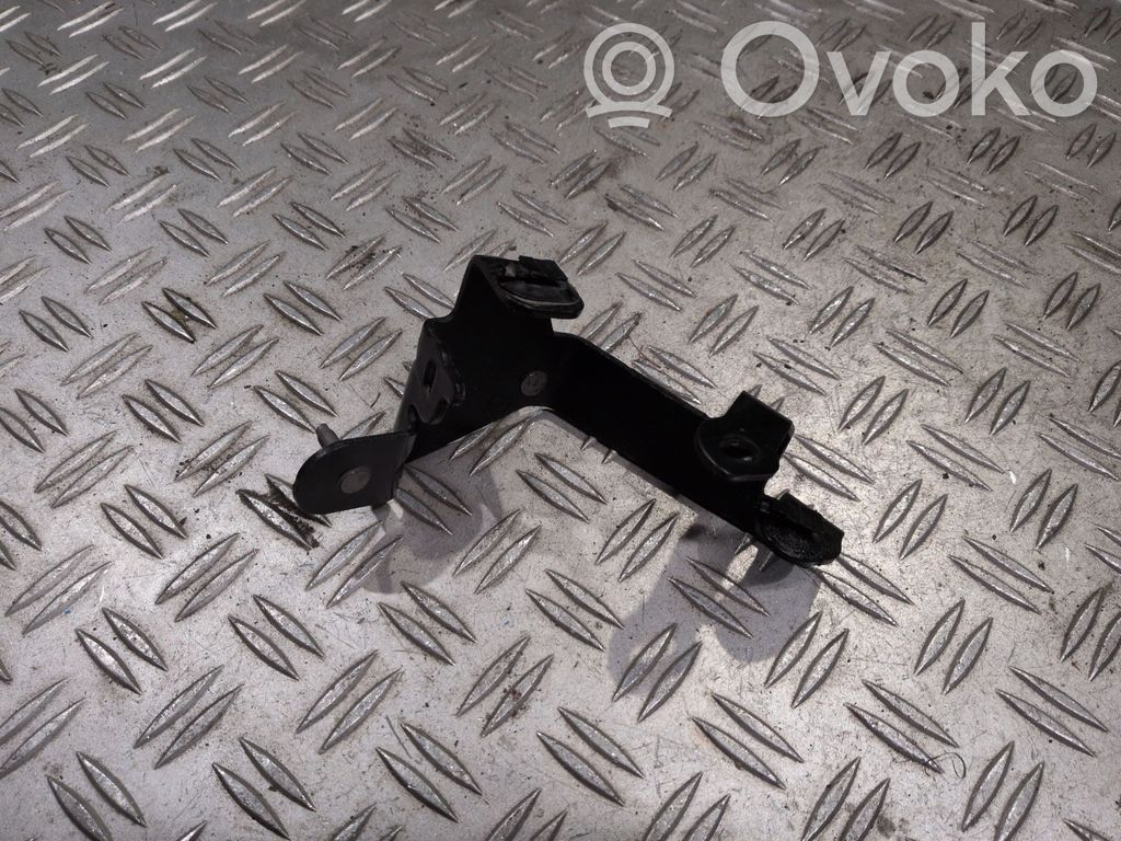 Renault Trafic III (X82) Otros repuestos del compartimento del motor 
