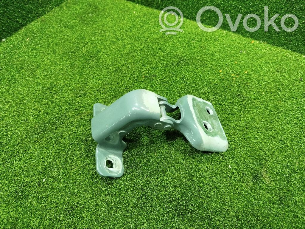 Renault Master III Front door lower hinge 