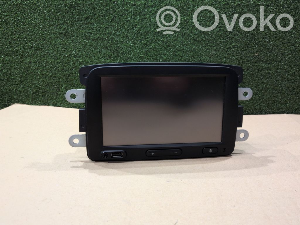 Renault Trafic III (X82) Radio/CD/DVD/GPS head unit 