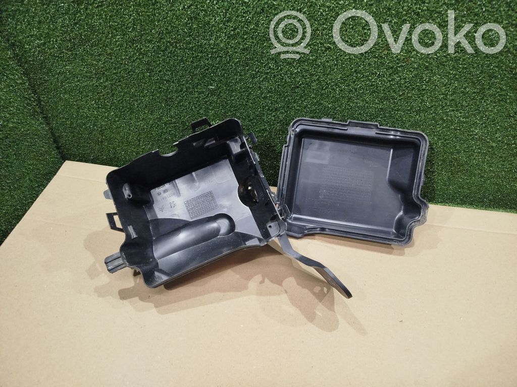 Citroen C4 Cactus Fuse box set 