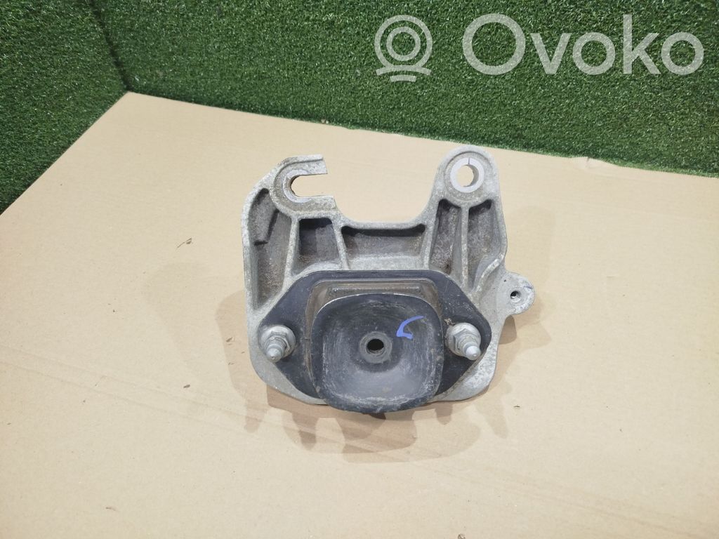 Renault Trafic III (X82) Engine mount bracket 