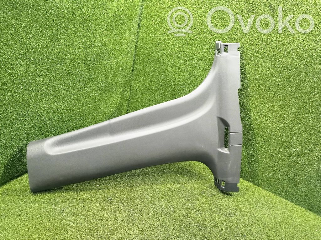 Osłona środkowa słupka / C   B29301ZG000,29301ZG000