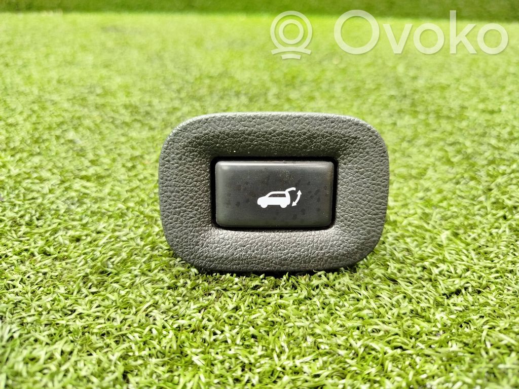 Renault Koleos II Tailgate/boot open switch button 