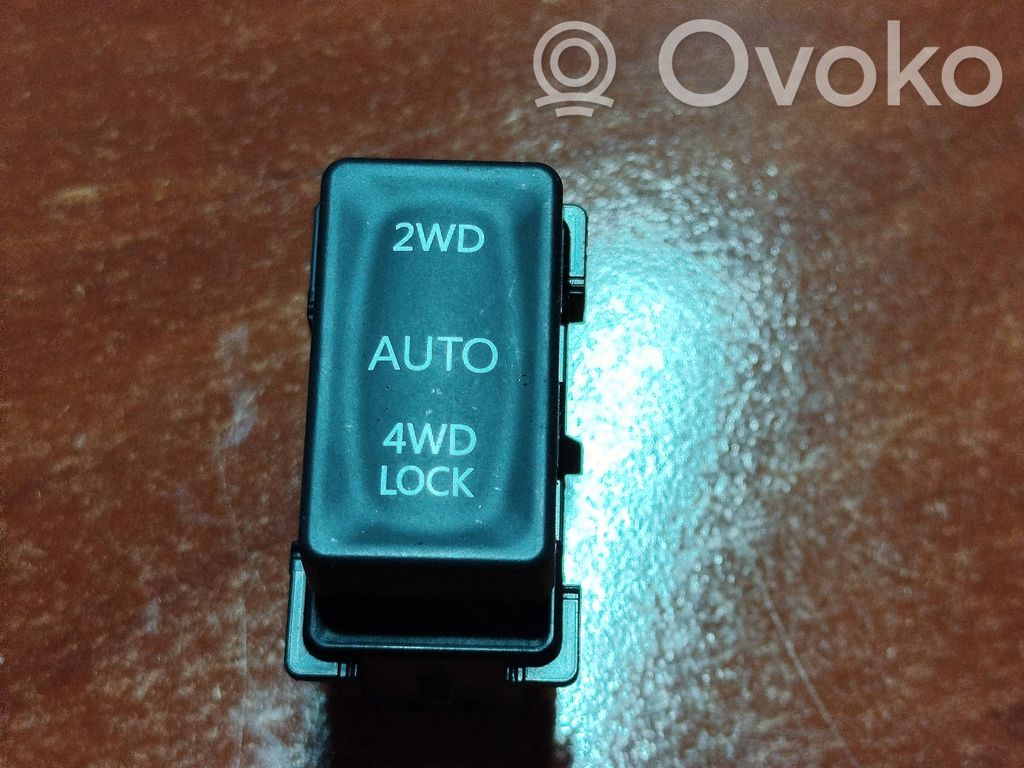 Renault Koleos II Panel lighting control switch 