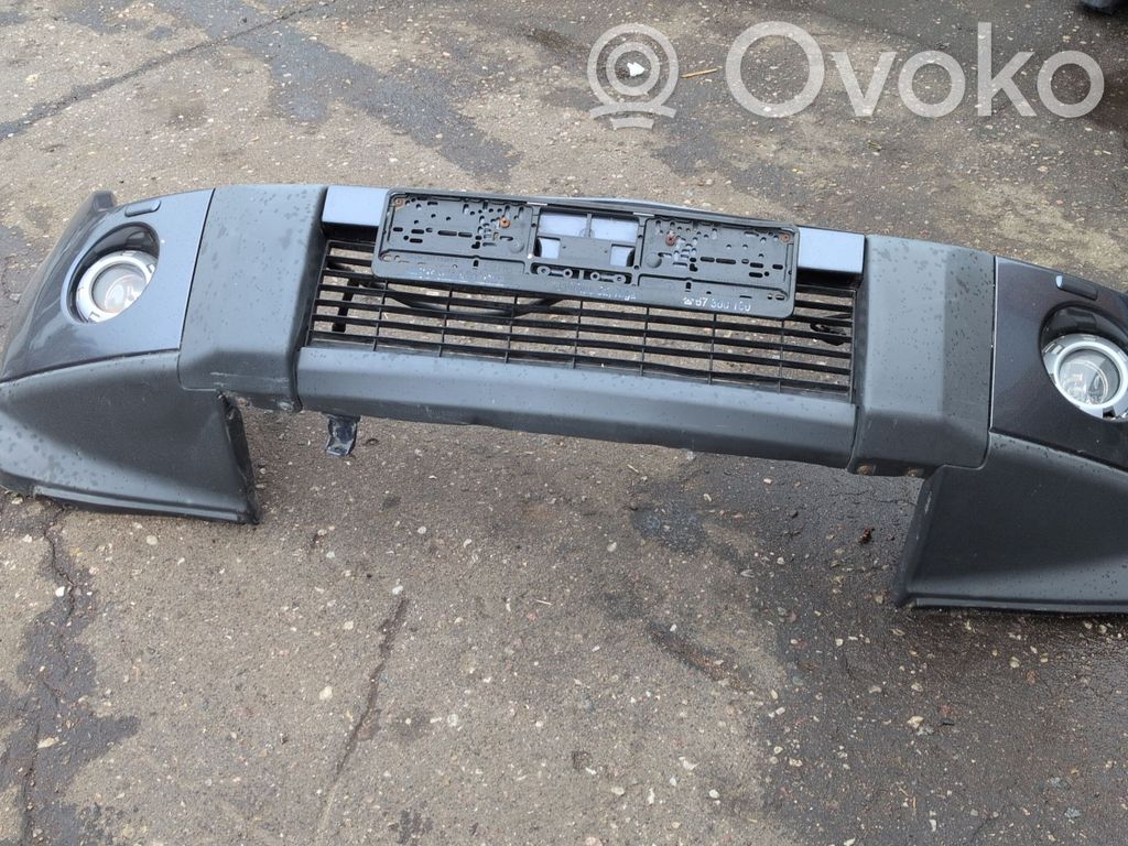 Mitsubishi Pajero Parachoques delantero 