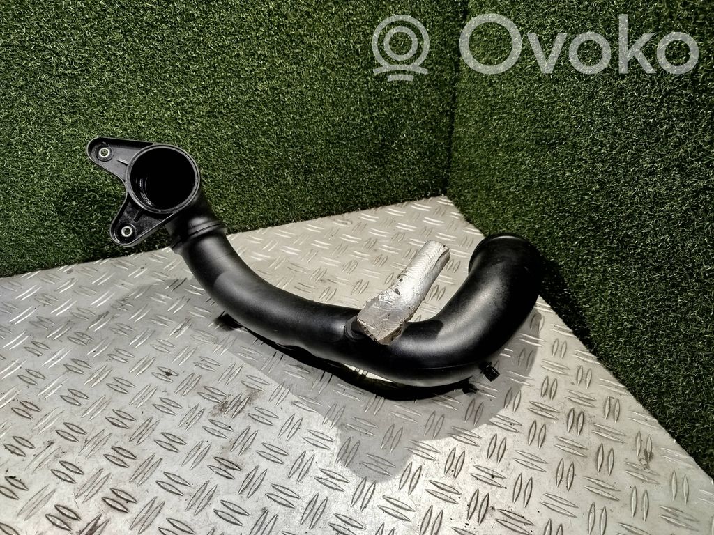 Renault Master III Conductă/furtun lichid de răcire motor 