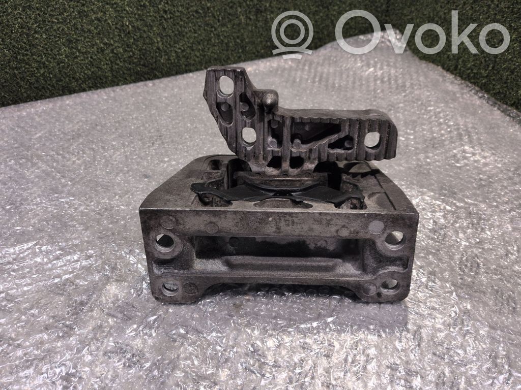 Renault Master III Engine mount bracket 