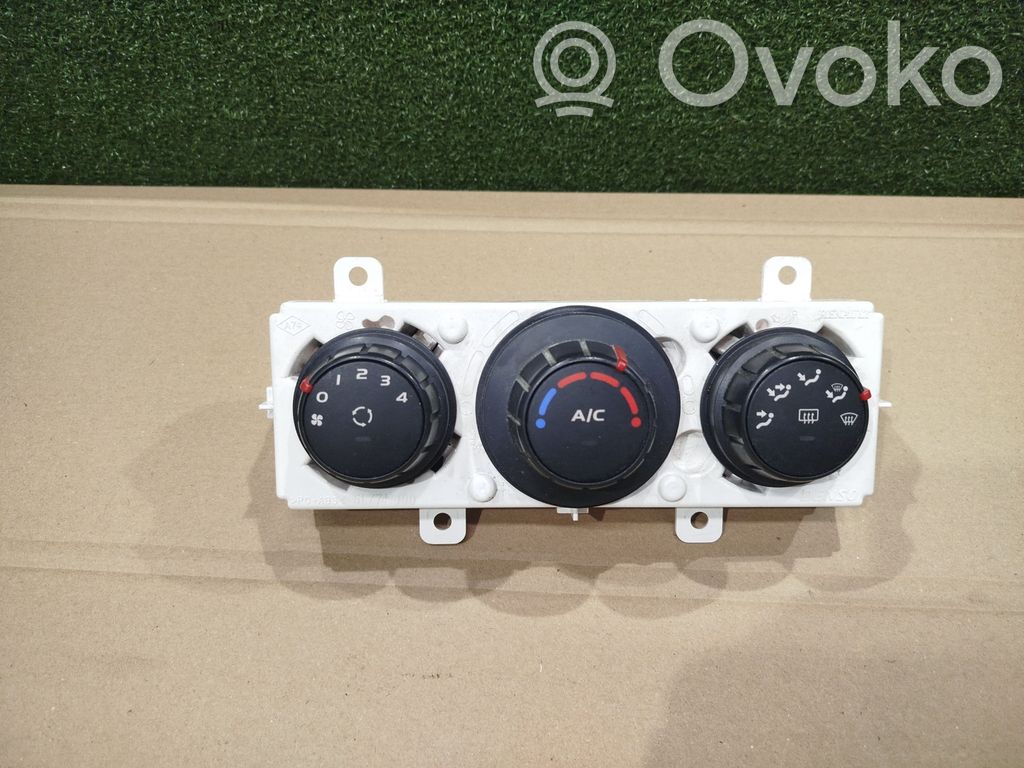 Renault Master III Climate control unit 
