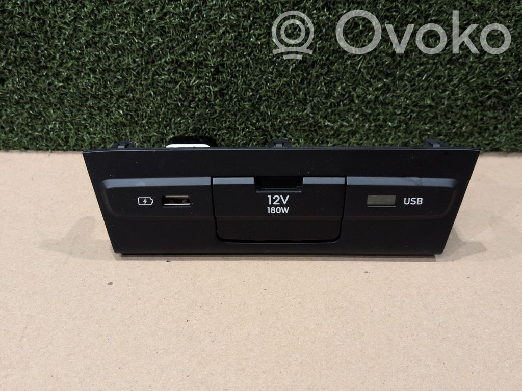 Hyundai Bayon USB-Anschluss 