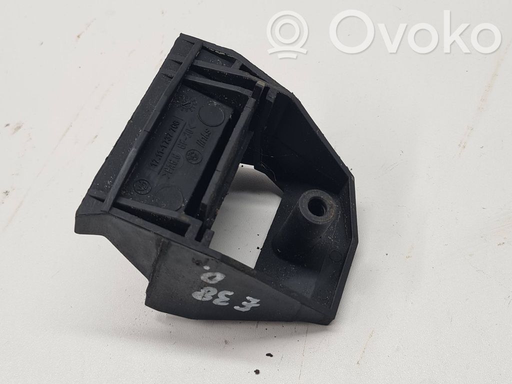 Radiator mount bracket   17111737706