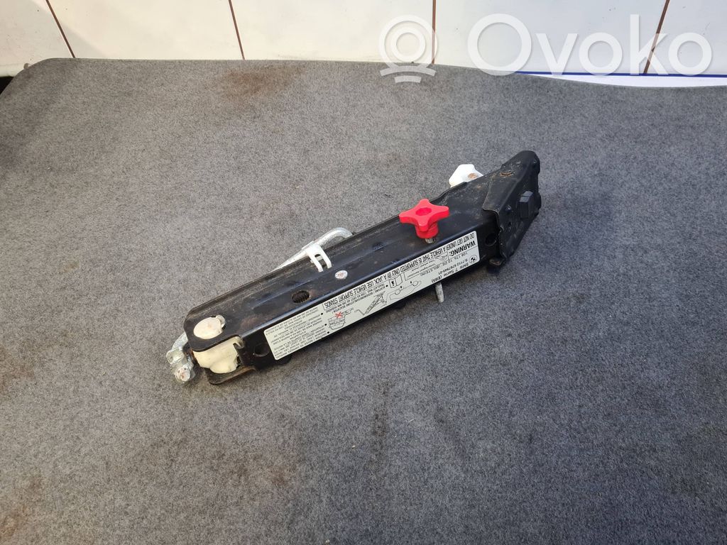 BMW 7 E65 E66 Lift Jack 
