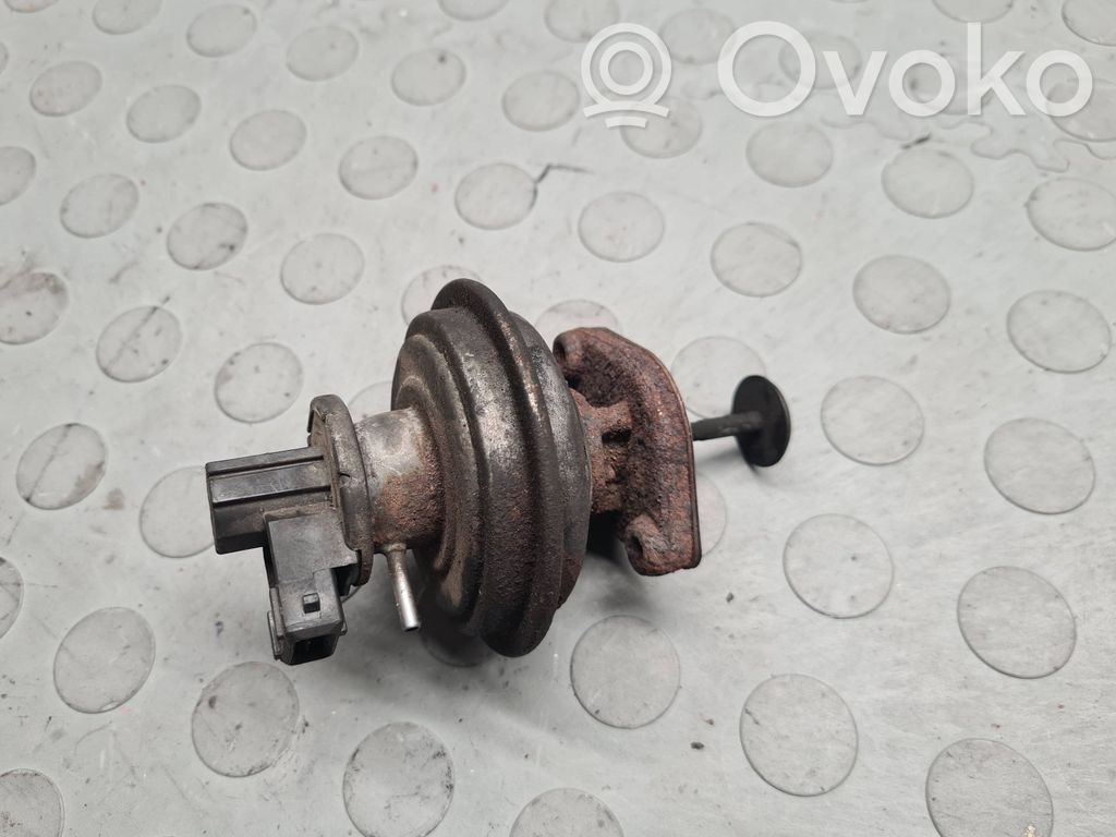 BMW X3 E83 Refrigerador de la válvula EGR 