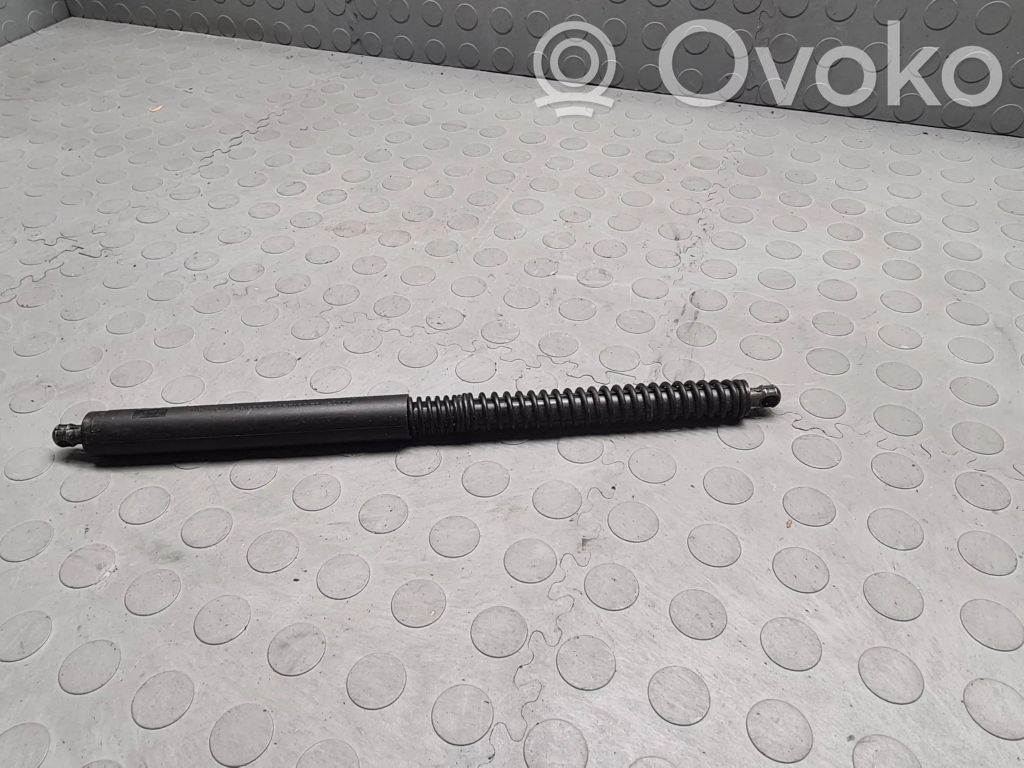BMW 7 E65 E66 Tailgate/trunk strut/damper 