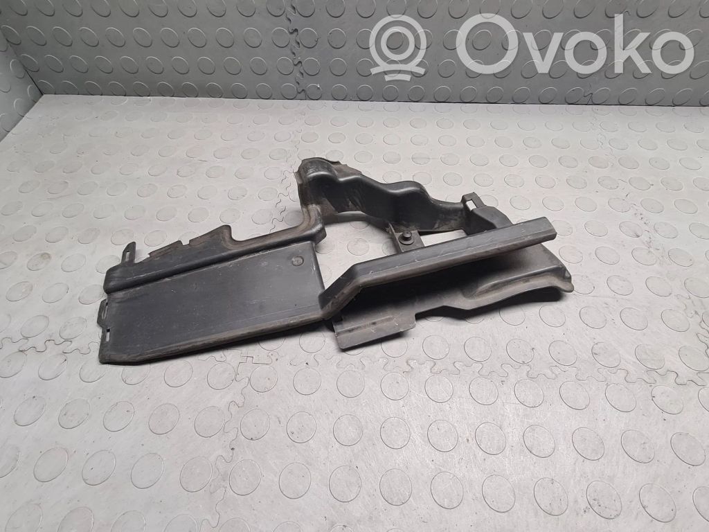 BMW 7 E65 E66 Lufteinlass Luftführung 