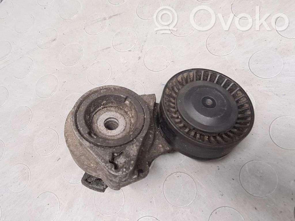 BMW 7 E65 E66 Diržo įtempėjas 