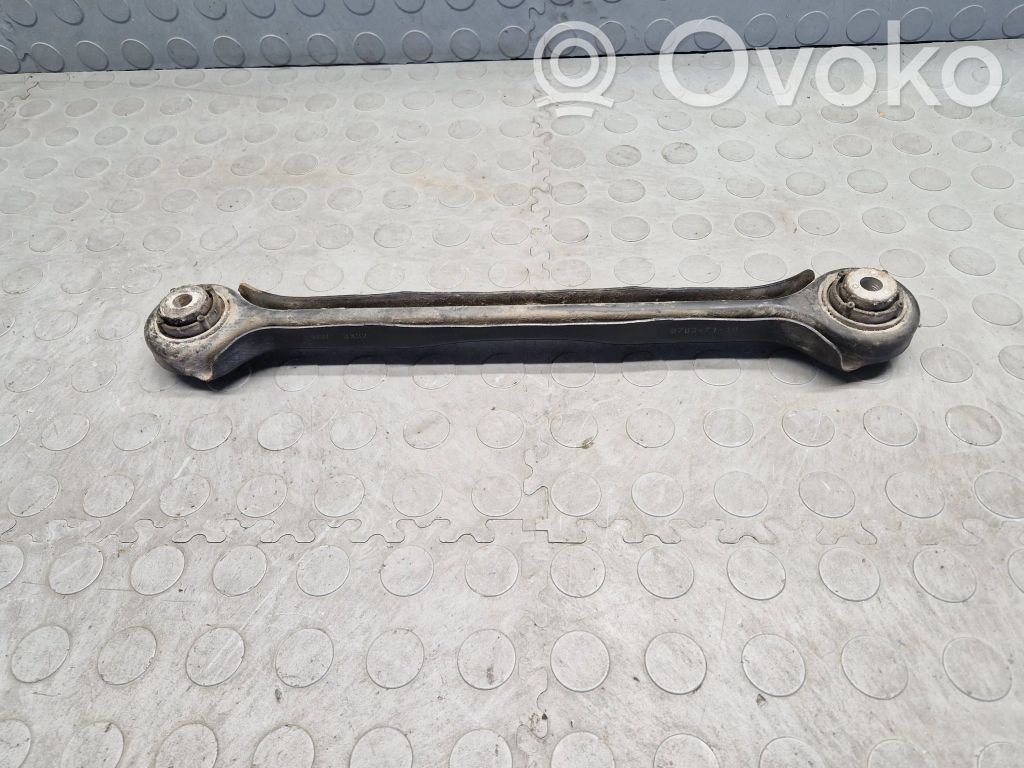 Brazo de suspensión trasero   6763471,33322406290,33326763092,33326763471