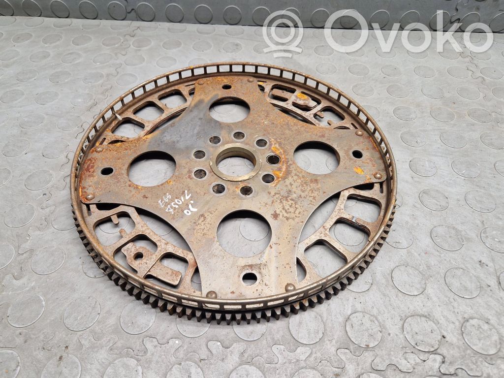 Flywheel   7560552