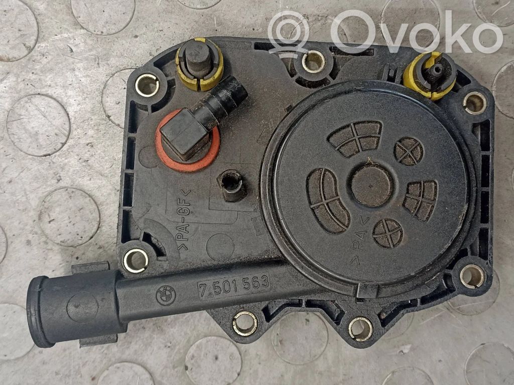 BMW 5 E39 Eļļas nogulsnētava (separators) 