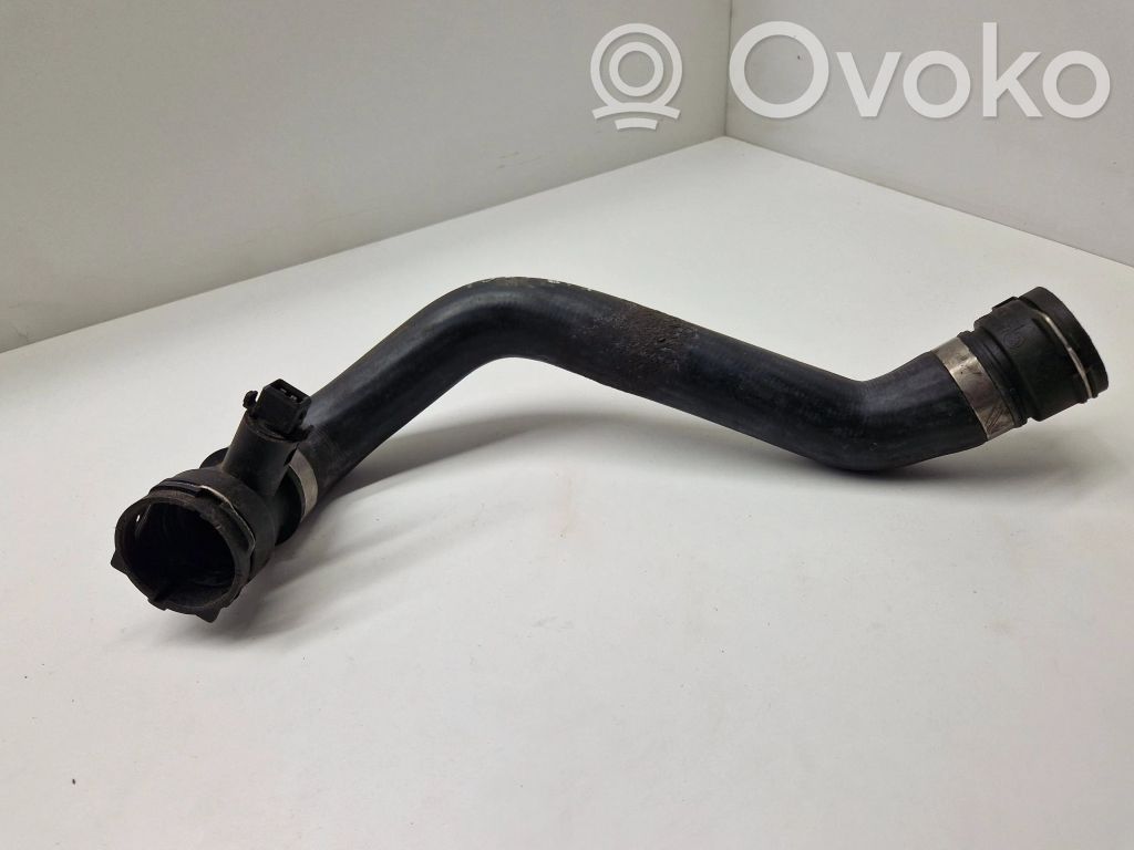 Engine coolant pipe/hose   1436373