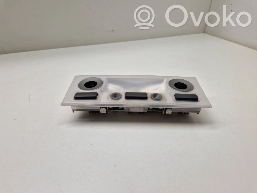 Front seat light   8379699