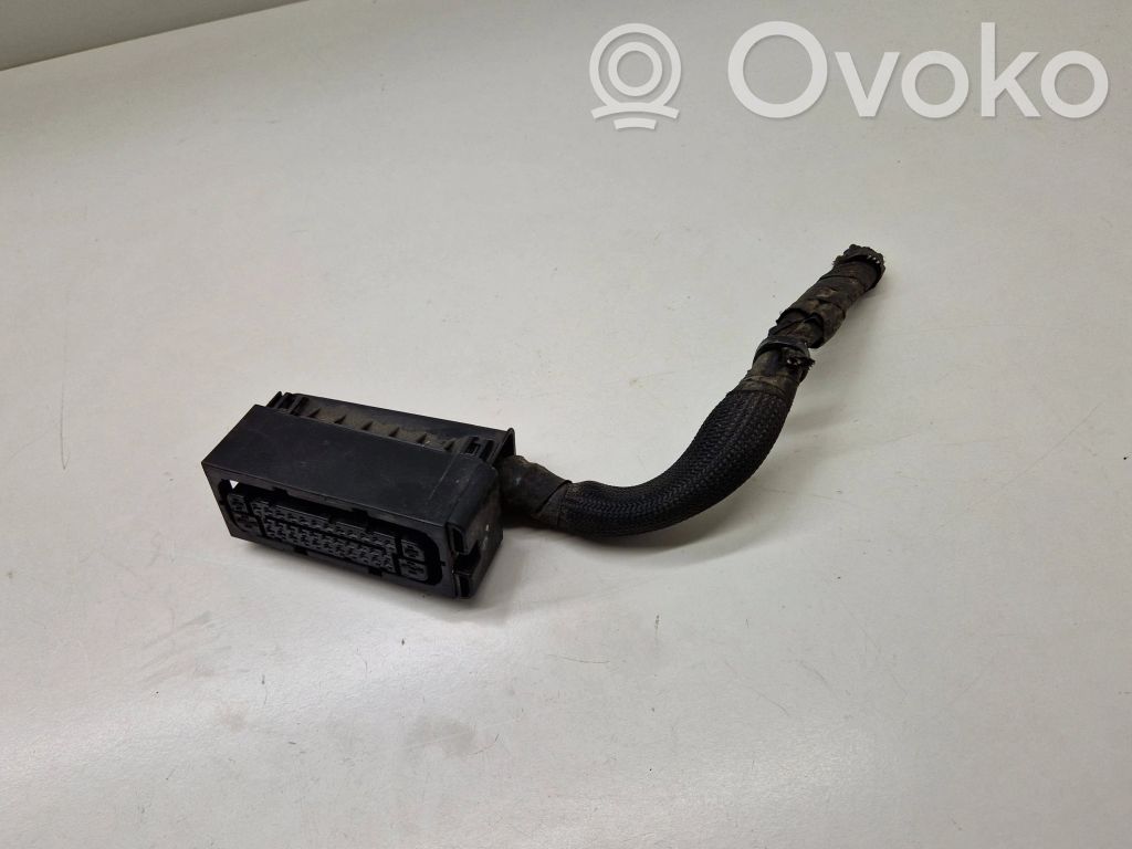 BMW 5 F10 F11 Enchufe del conector del módulo ABS 