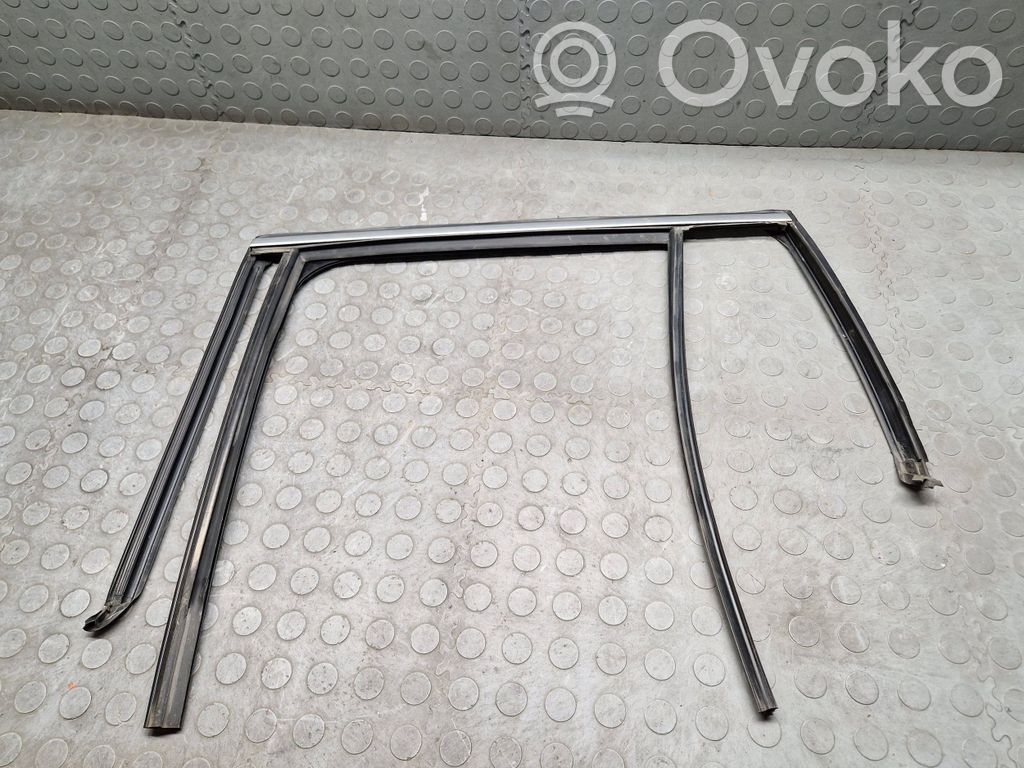 BMW X3 F25 Cheder cauciuc geam spate 