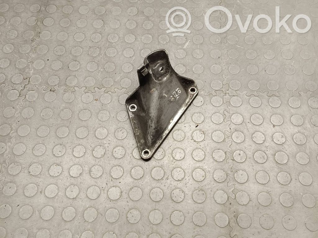 BMW 5 E60 E61 Engine mounting bracket 