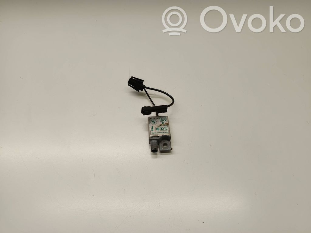BMW 7 E38 Aerial antenna amplifier 