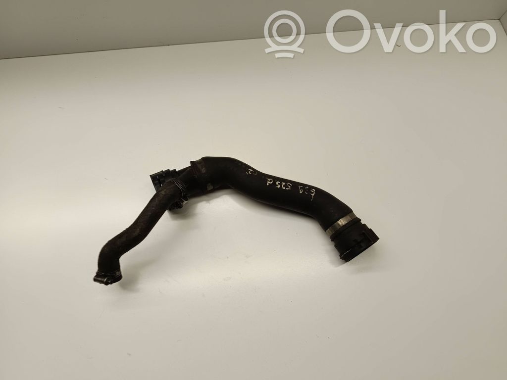 BMW 5 E39 Engine coolant pipe/hose 