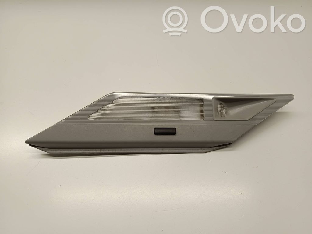 Takaistuimen valo   8368843