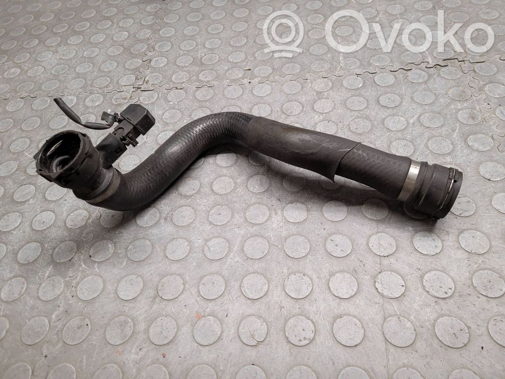 BMW 7 E38 Engine coolant pipe/hose 