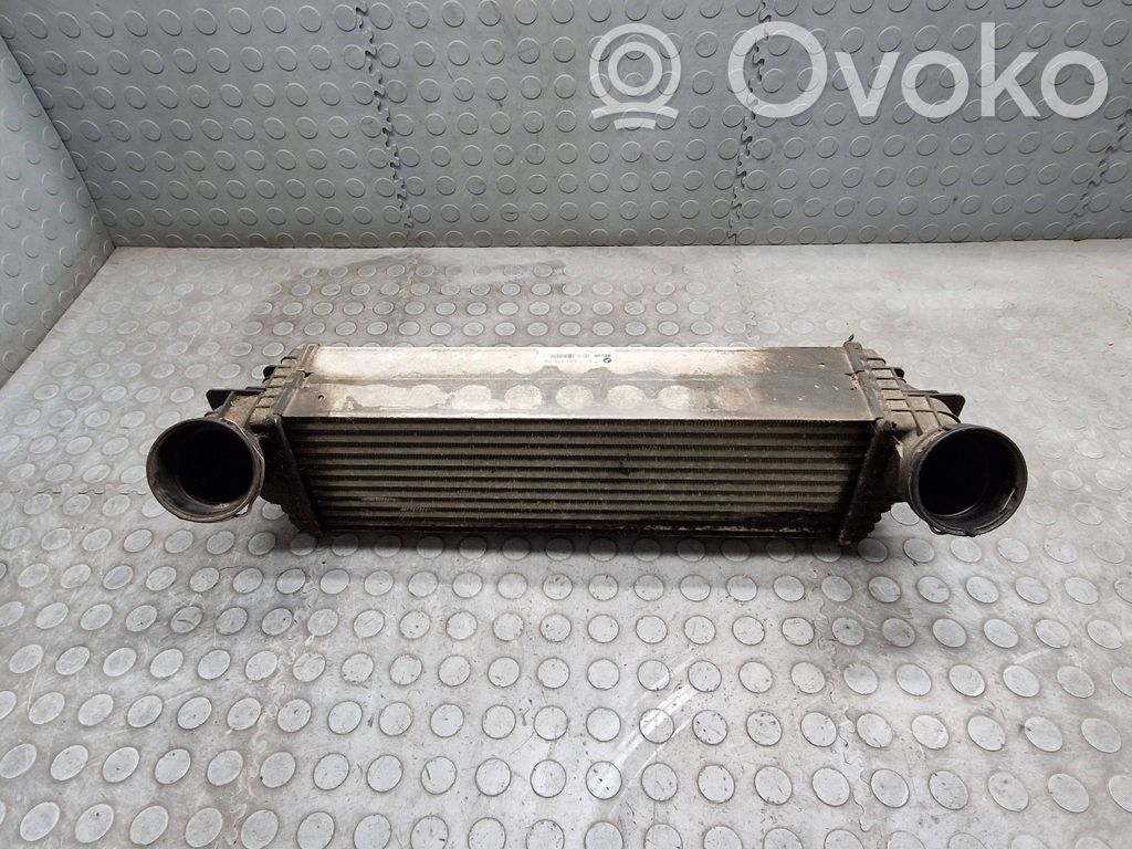 BMW X5 E70 Interkūlerio radiatorius 