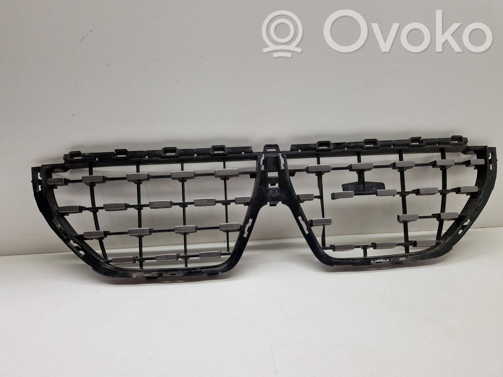 BMW i4 Front bumper upper radiator grill 