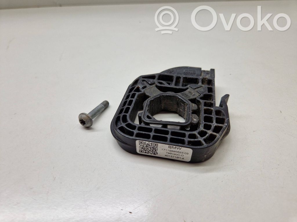 Radiator support slam panel bracket   9895623,4015719HH,T96040CD