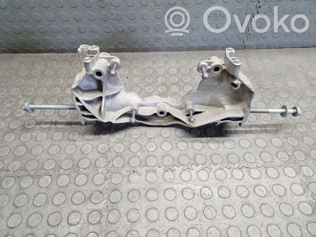 BMW i4 Engine mounting bracket 