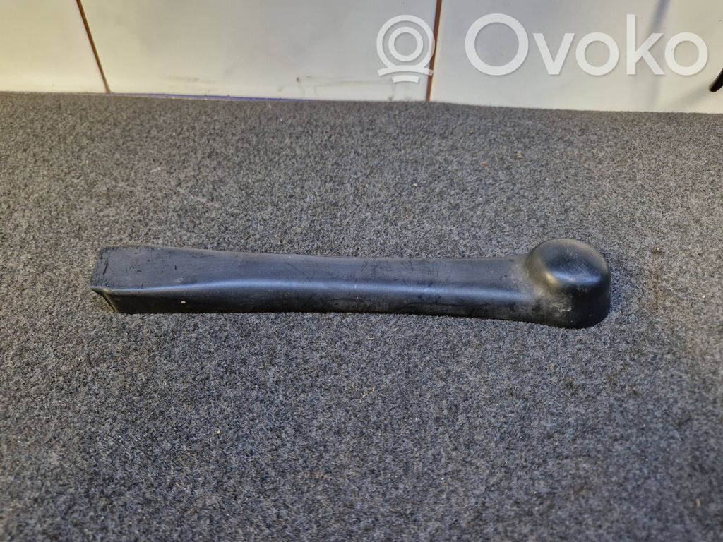 Wiper trim   8161491
