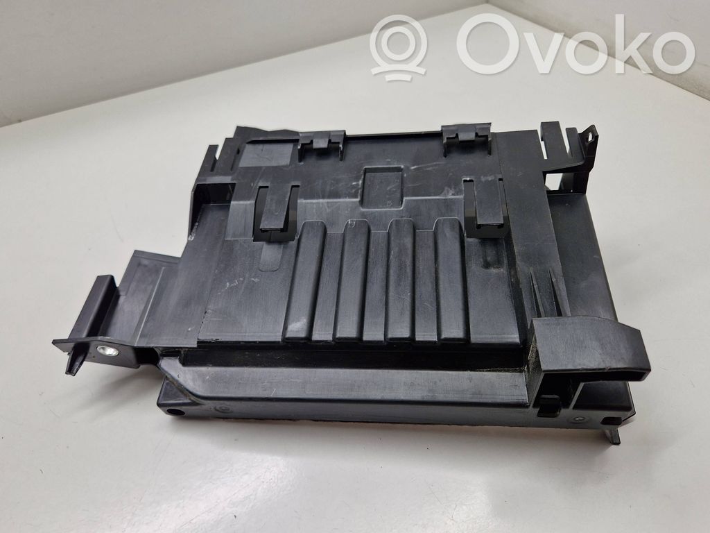 Engine control unit box   5A22699