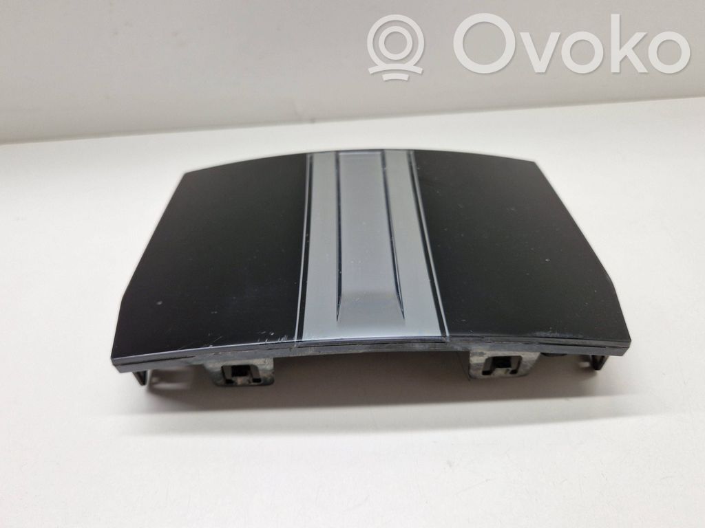 BMW 2 Active Tourer U06 Mascherina/borchia per il sensore del rilevatore Distronic ACC 