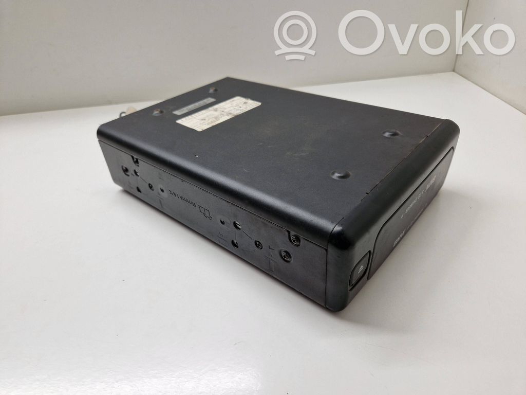 CD/DVD changer   8361058